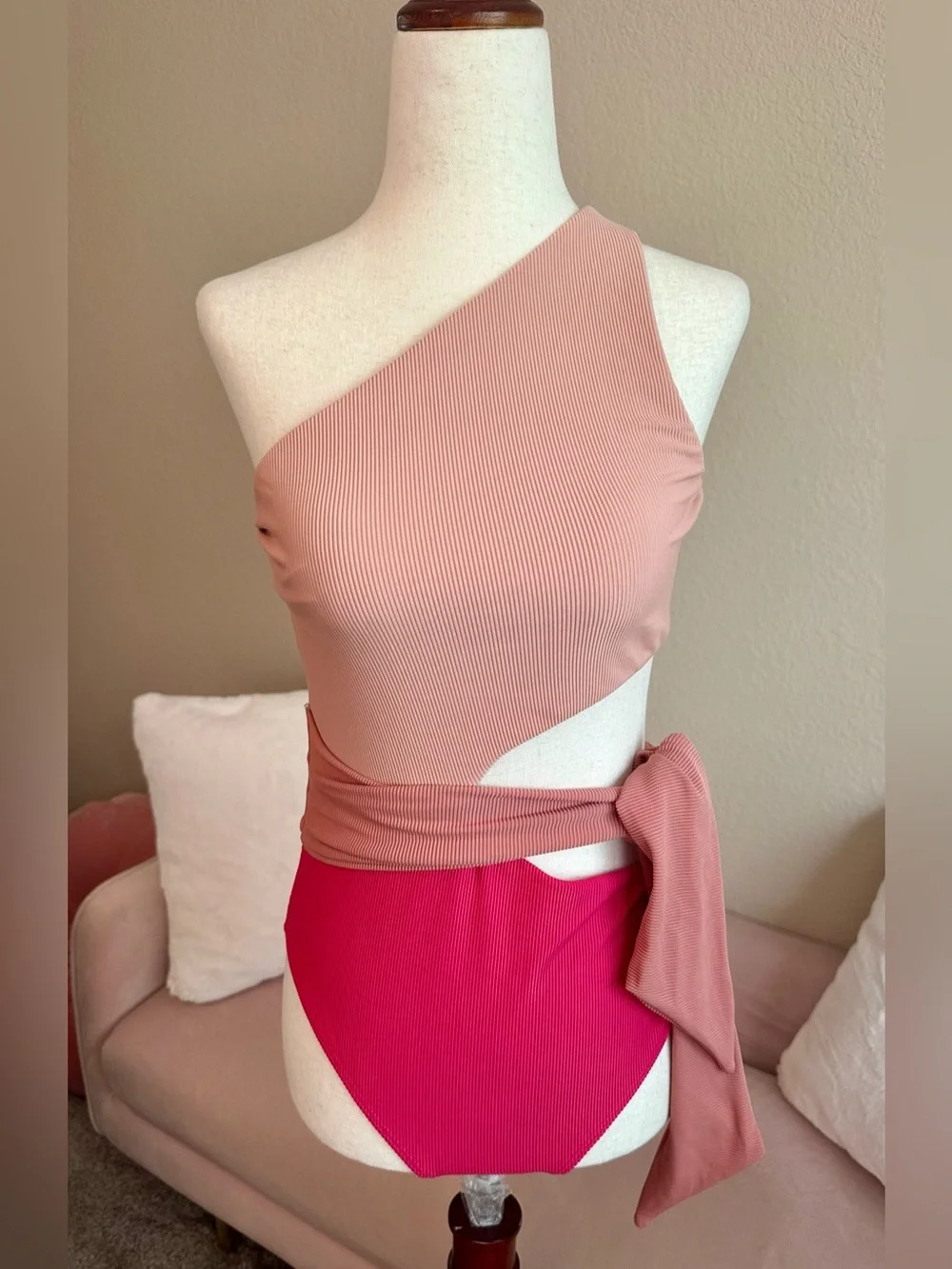 BEACH RIOT Carlie One-Piece Pink Rouge Color Block Ribbed Swimsuit Large NWOT